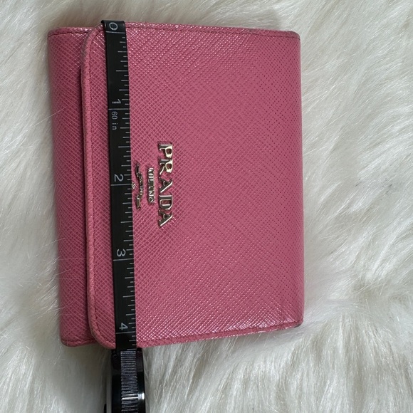 Authantic Prada Pink Trifold Hand Wallet - Picture 14 of 16